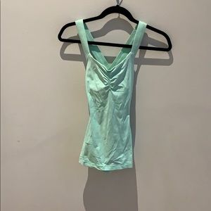 Preowned size 4 lululemon mint tank